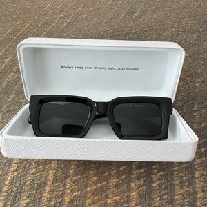 Chimi Black Square Sunglasses